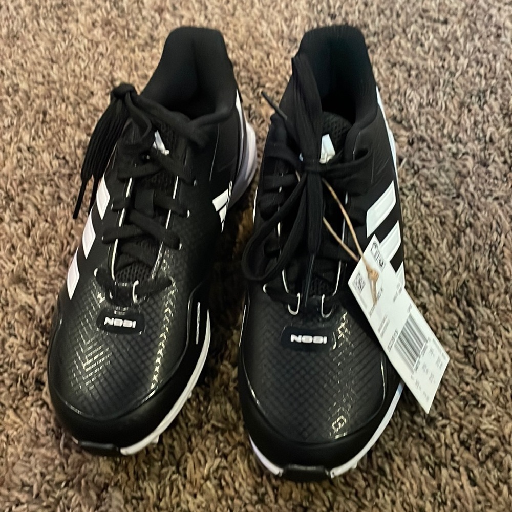 New Boys adidas baseball cleats size 3